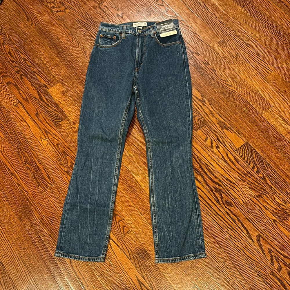 A+F Curve Love 90’s Slim Straight Ultra High Rise Jean